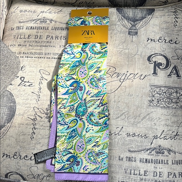 Zara Accessories - Zara Paisley Silk Scarf